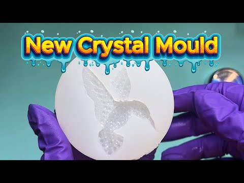 Gorgeous Sparkly Hummingbird Resin Crafts You Can Make | 678