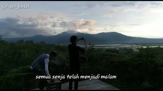 Story wa puisi akhir bulan juli