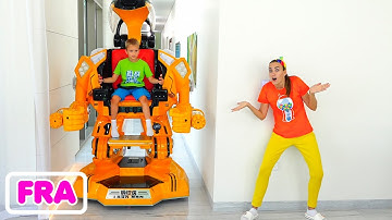 Vlad et Niki font semblant de jouer avec un jouet à enfourcher