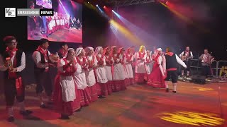 𝐒𝐞𝐫𝐚𝐭𝐚 𝐀𝐧𝐭𝐢𝐜𝐚 𝐚 𝐏𝐞𝐭𝐢𝐧𝐚 𝐮𝐧 𝐬𝐮𝐜𝐜𝐞𝐬𝐬𝐨 𝐥𝐚 𝟓𝟑ª 𝐞𝐝𝐢𝐳𝐢𝐨𝐧𝐞 𝐝𝐞𝐥𝐥𝐚 𝐅𝐞𝐬𝐭𝐚 𝐈𝐧𝐭𝐞𝐫𝐧𝐚𝐳𝐢𝐨𝐧𝐚𝐥𝐞 𝐝𝐞𝐥 𝐅𝐨𝐥𝐤𝐥𝐨𝐫𝐞