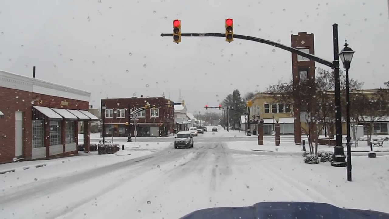 Simpsonville SC snow 1/10/11 Main street YouTube