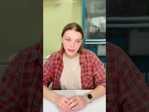 Почему собака рычит на мужа?