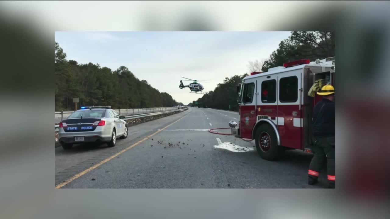 Person killed, 2 hurt in fiery crash that closed I-95 - YouTube