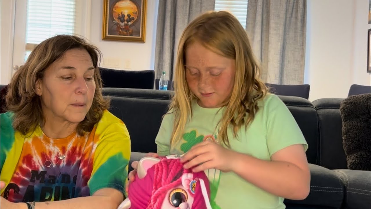 Bryce does a review and reveal of smitten kitten for pets alive!! Who have you gotten?