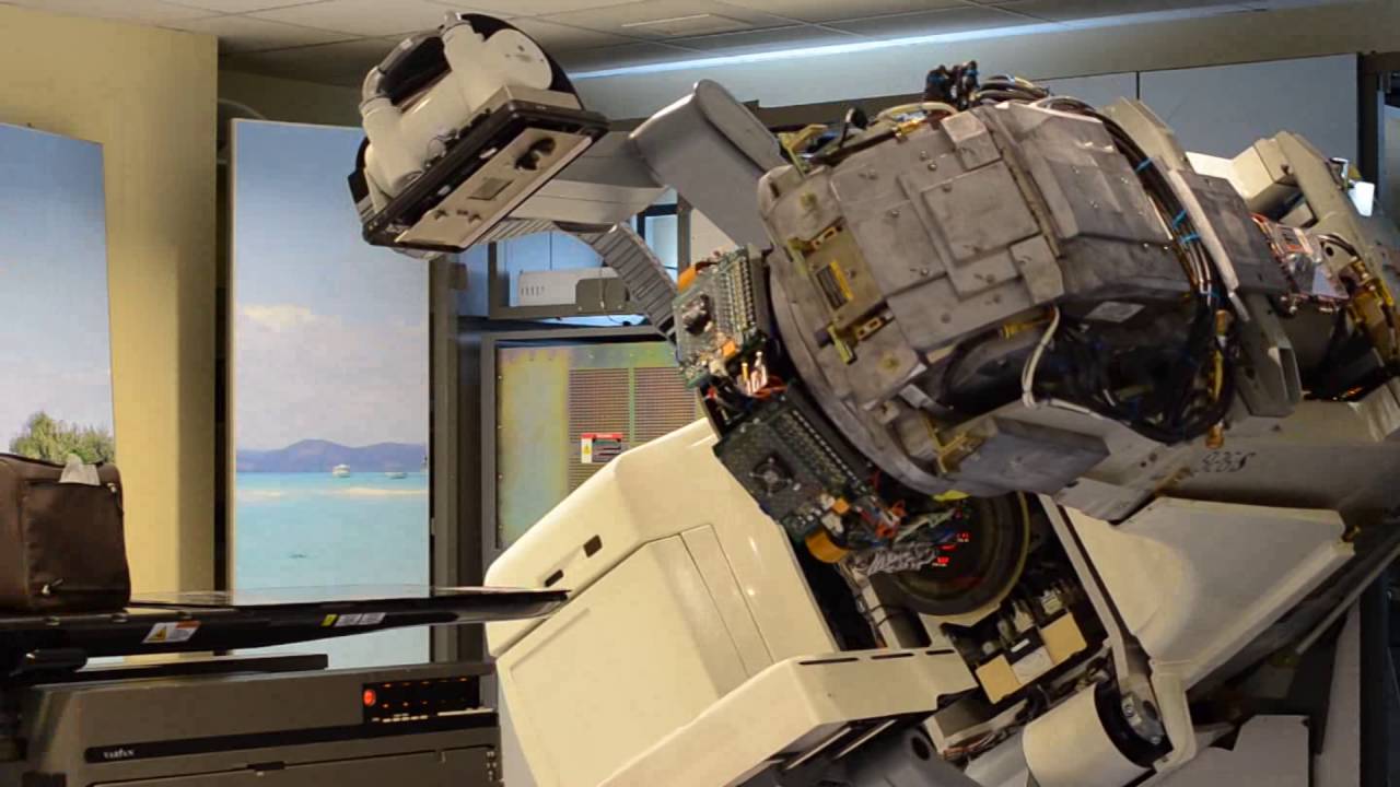 Cómo es el mantenimiento de un Acelerador Lineal de Electrones