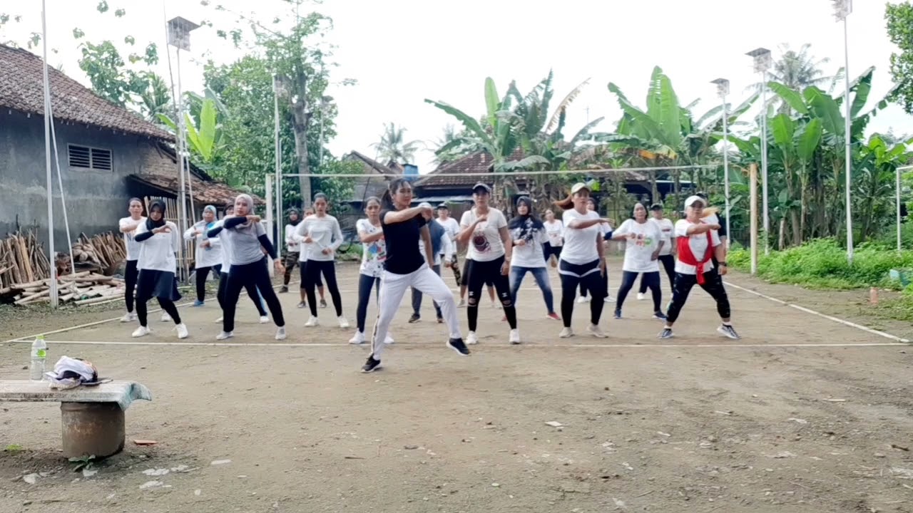 BUIH JADI PERMADANI || Senam Kreasi || Dance Fitness || Tik tok viral