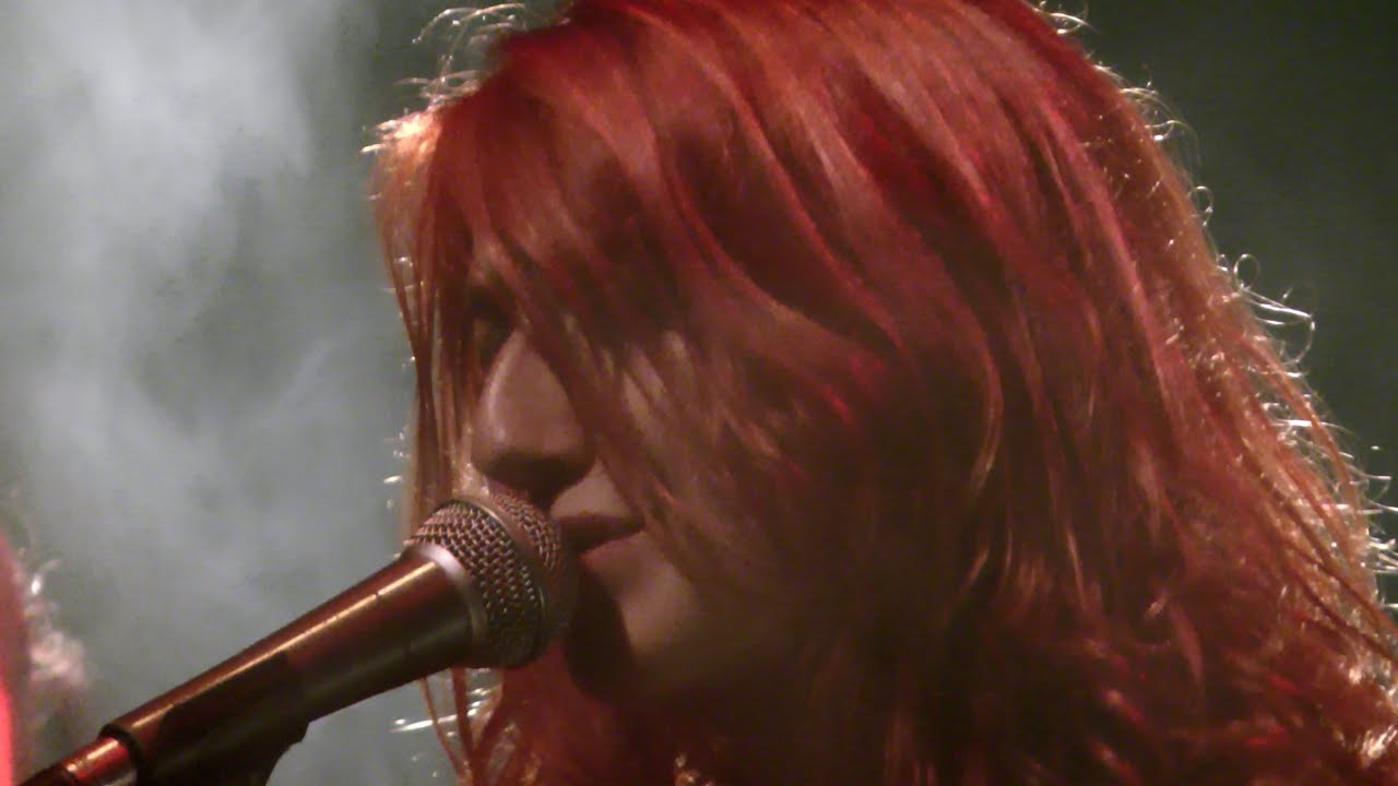 Ξημερώνει | Μαρία Παπαγεωργίου