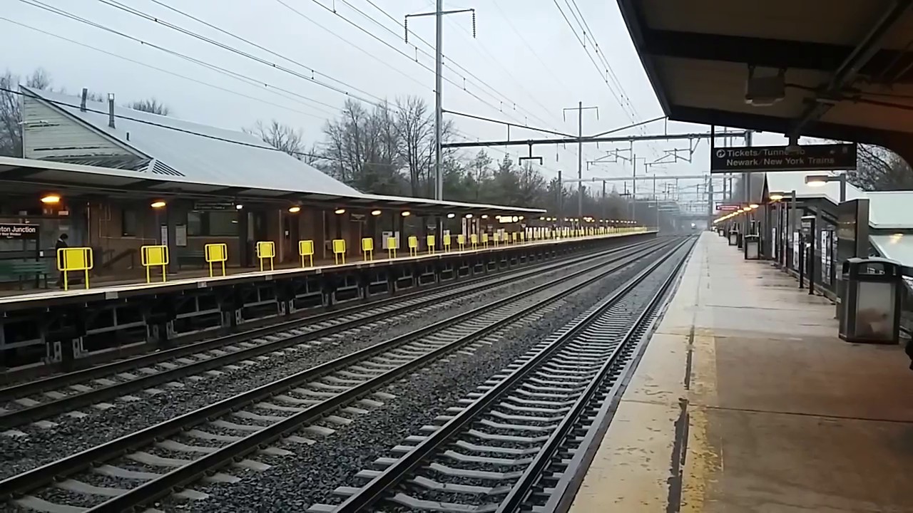 Amtrak 42 Pennsylvanian at Princeton Junction, NJ YouTube