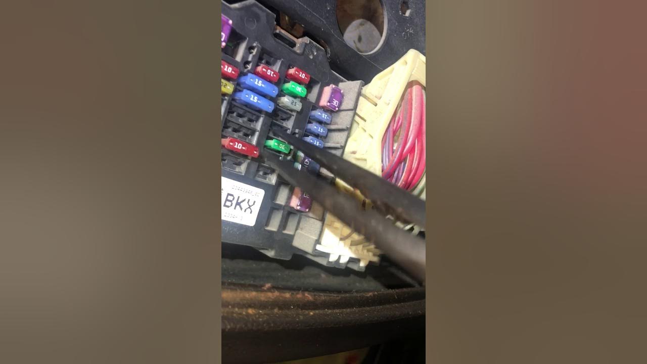 NO TURN SIGNAL NOISE NO RADIO QUICKEST FIX YouTube