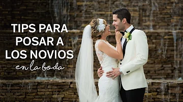 ¿Cómo debo posar para las fotos de boda?