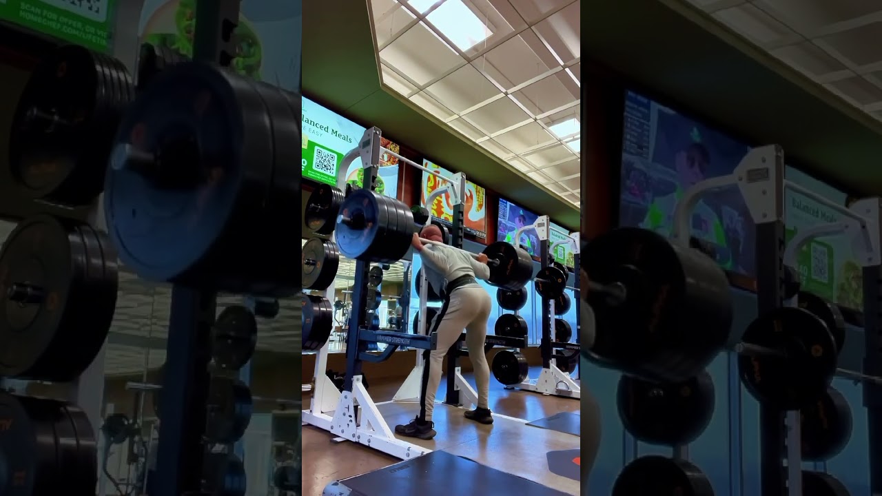 Low bar, barbell squats are a great way to engage the glutes while squatting #glutes