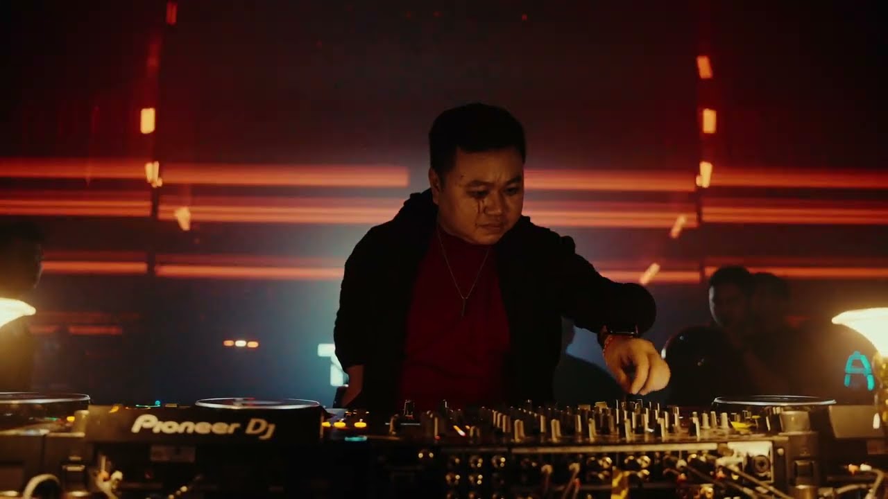 [HD] - TOBIAS DJ Set @ Dance With Elan - A PLUS - HANOI, VIETNAM