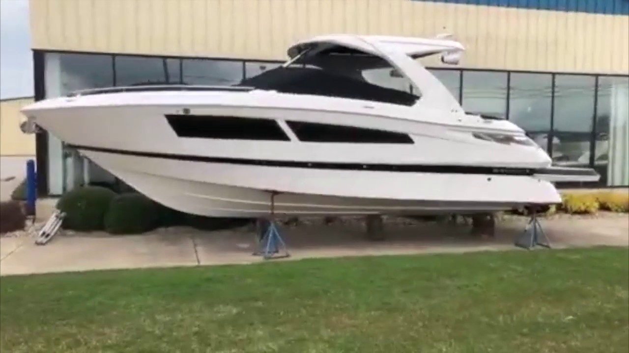 2019 Four Winns 350 Horizon