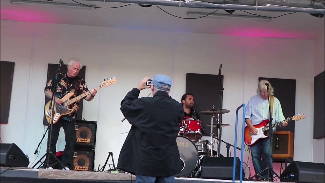 Norman Baker Trio - live