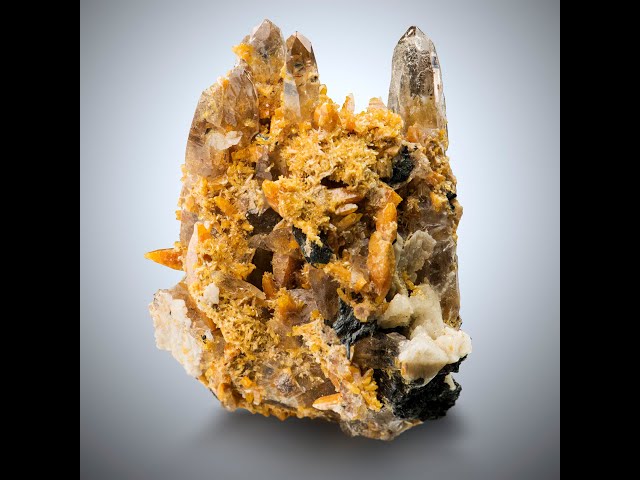 GFS0410 ZIRCON, QUARTZ - MALAWI