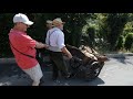 ВИДЕО-ПРИКОЛ. НА ПРАЗДНИКЕ ЛАВАНДЫ. ФРАНЦИЯ. ПРОВАНС//VIDEO GAG.  FÊTE DE LA LAVANDE.  PROVENCE