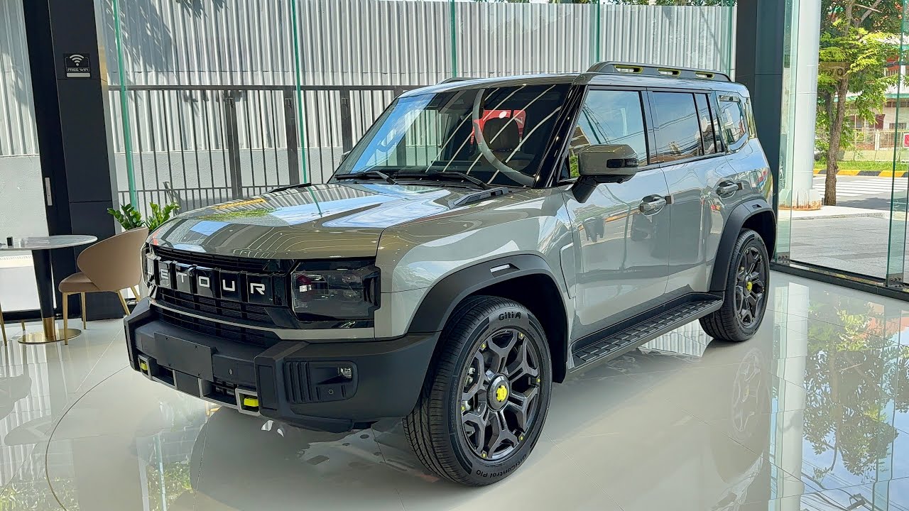 First Look at the silver 2025 Jetour T2 Traveller (best color): The Ultimate Off-Road SUV!