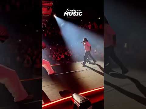 ElGrandeToto Performs HALLA HALLA At Olympia In Paris 