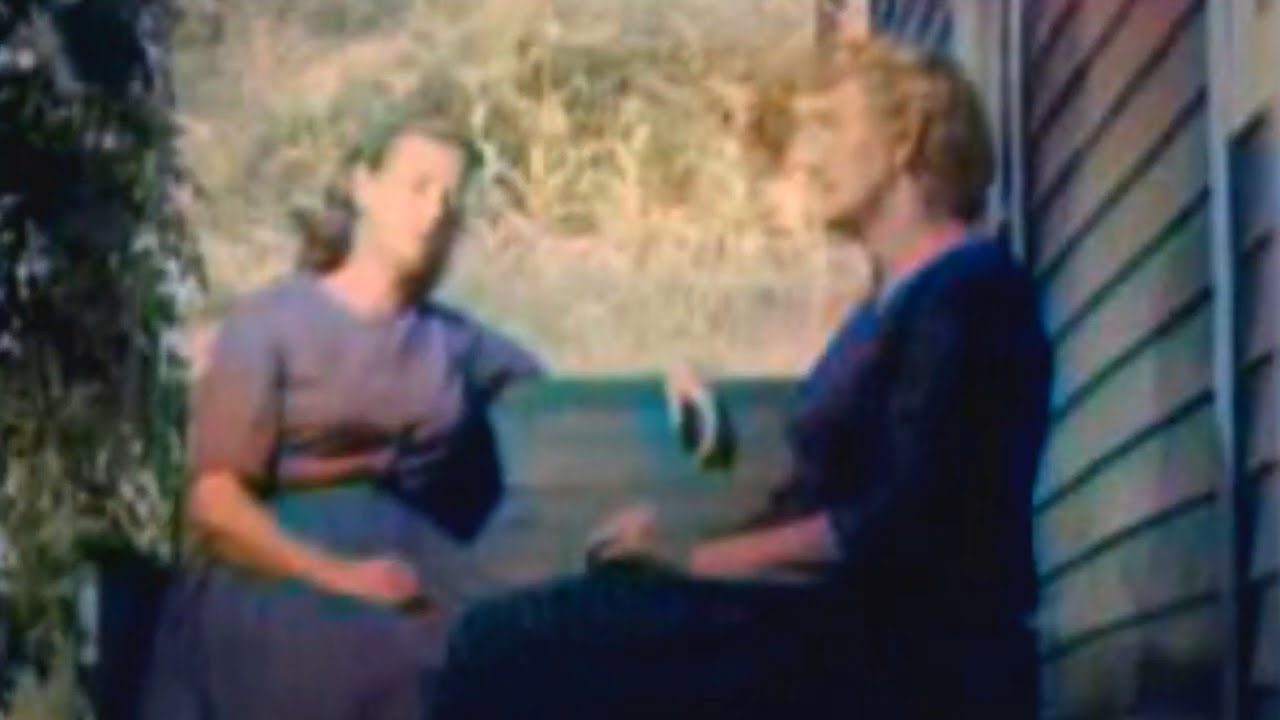 Jean and Edna Ritchie sing traditional ballad 