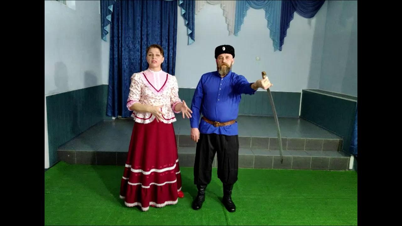 Кубанские казаки с шашками. Фланкировка казачьей шашкой. Основы фланкировки казачьей шашкой. Фланкировка шашкой девушка. Фланкировка нагайкой.