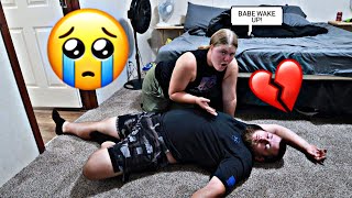 PASSING OUT PRANK ON GIRLFRIEND! *she almost cried*