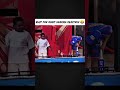 Rohit Sharma ko pakar liya 😂 #cricket #msdhoni #trending #youtubeshorts #shortsfeed #rohitshrma