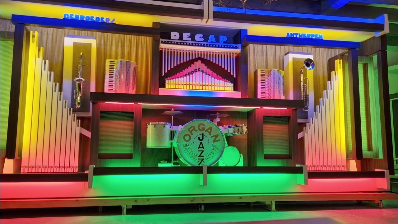 Decap 105T Met Hammond L122 Speelt Oude Boeken Van Albert 