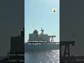 Här bordar franska militären oljetankern