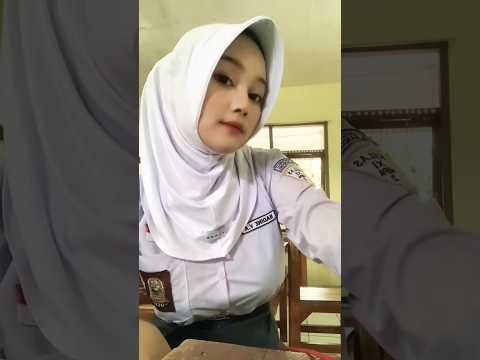 ukhti SMA cantik di kelas ❤️#shorts #imut #cantik #manis #gemes #hijab