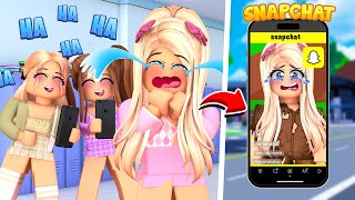 I WENT TO A SNAPCHAT SCHOOL IN ROBLOX BROOKHAVEN!