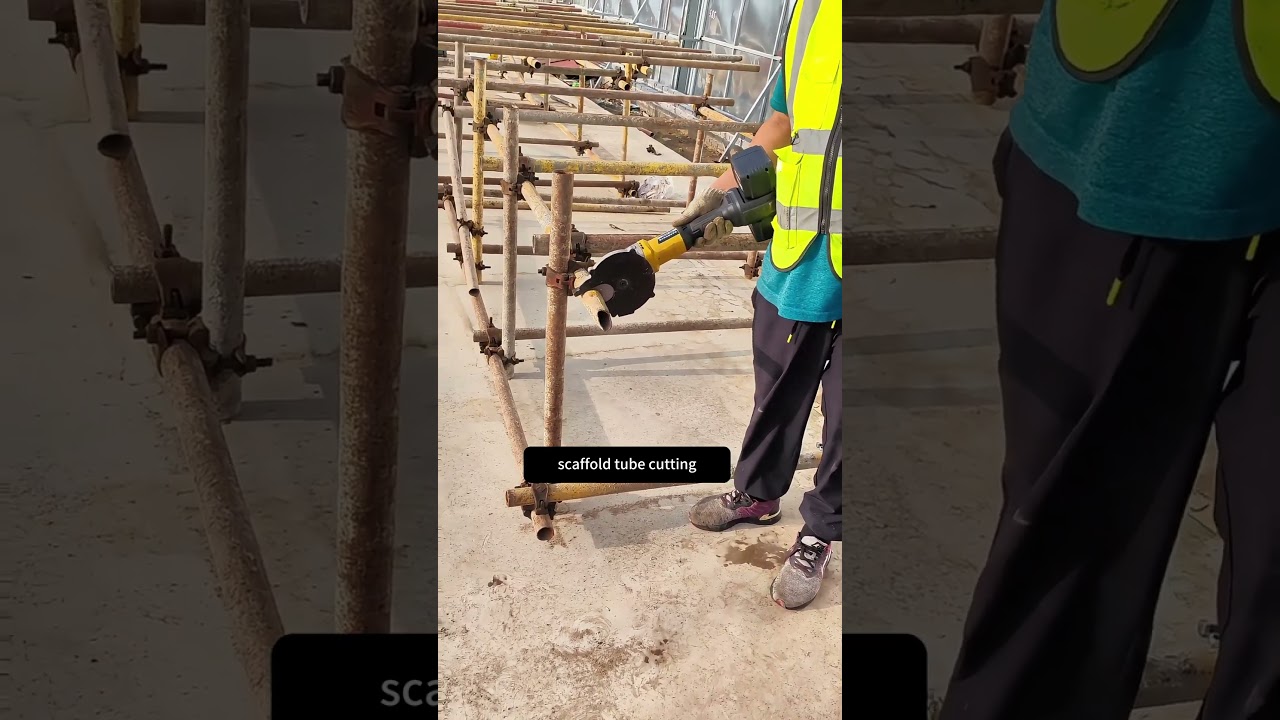 Good Handheld Saw Cutting Scaffold Pipes Easily (Max Cutting OD: 16CM)- Tools Easyway Easywork !