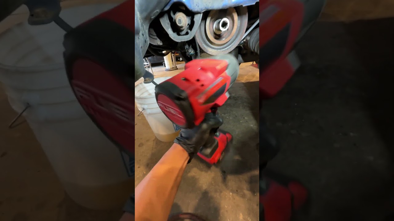 Milwaukee fans are mad right now😳 