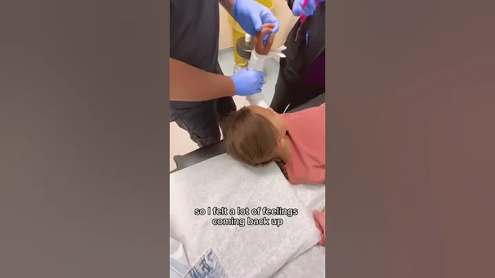 She broke her arm!!! 😭