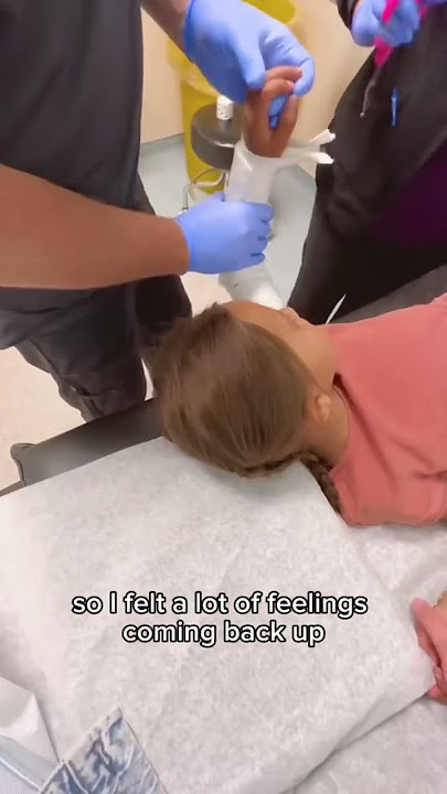 She broke her arm!!! 😭