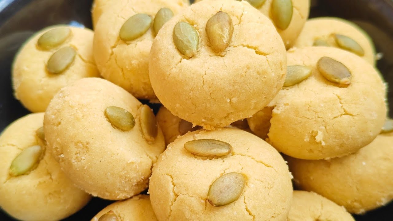 గోధుమ పిండితో ఇంట్లోనే ఈజీగా బేకరి స్టైల్ బిస్కెట్స్ ఇలా ప్రిపేర్ చేసేయండి/biscuits/cookies 