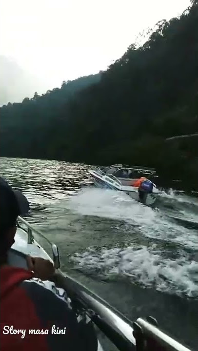Mendung di telaga sarangan||tutukno lakumu