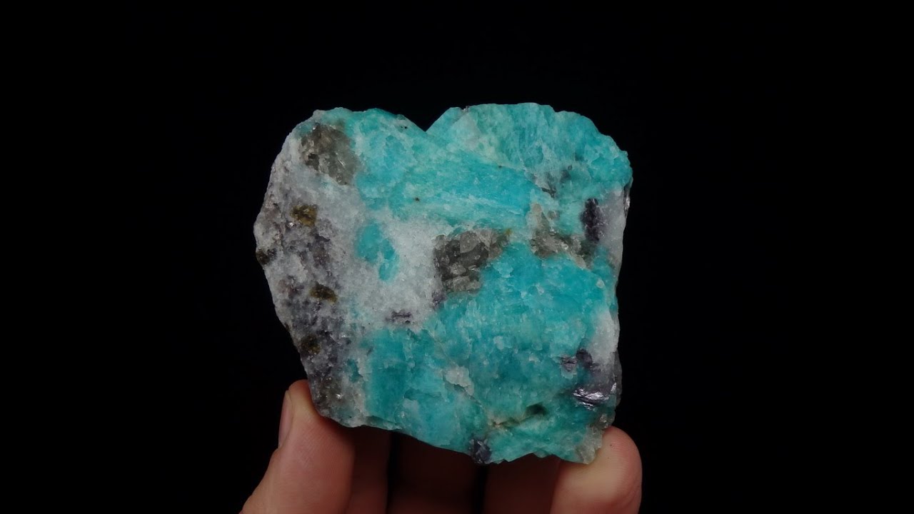 187752103015 MICROCLINE var. AMAZONITE - Madagascar, Amoron'i Mania, Fenoarivo, Ambalamahatsara