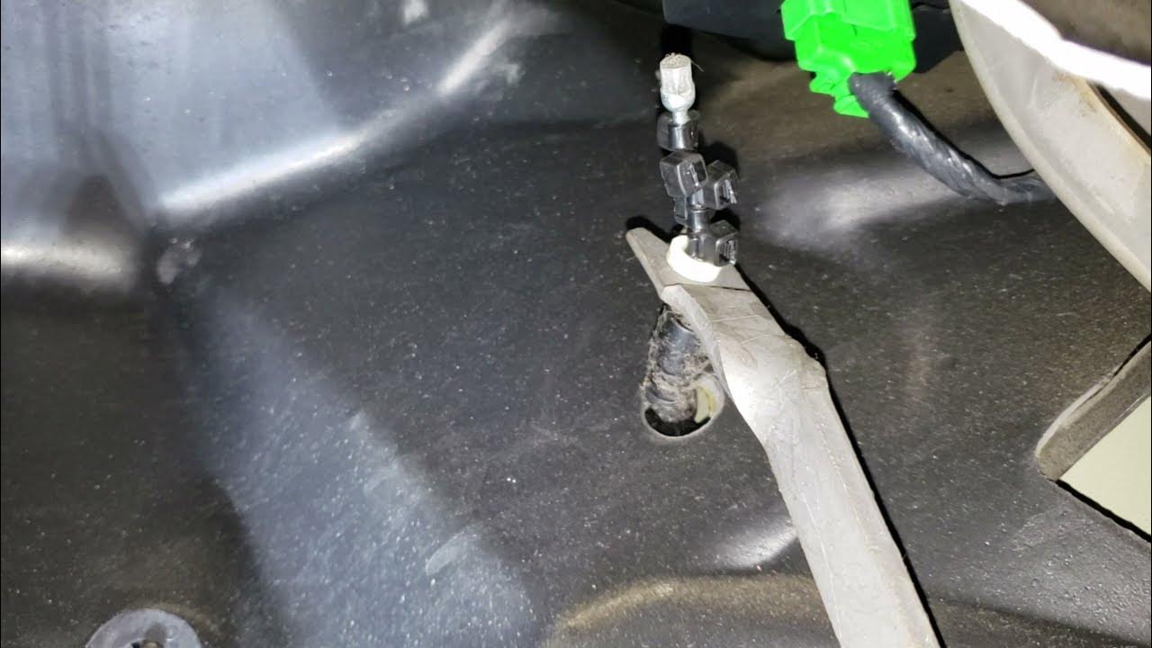 Stretched throttle cable fix!! YouTube