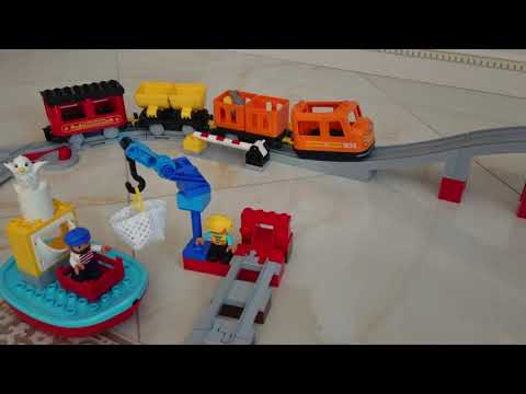 Конструктор LEGO DUPLO Грузовой поезд 105 деталей (10875)