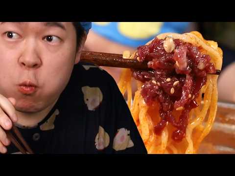 It goes unbelievably well with the spicy chicken cold noodles.