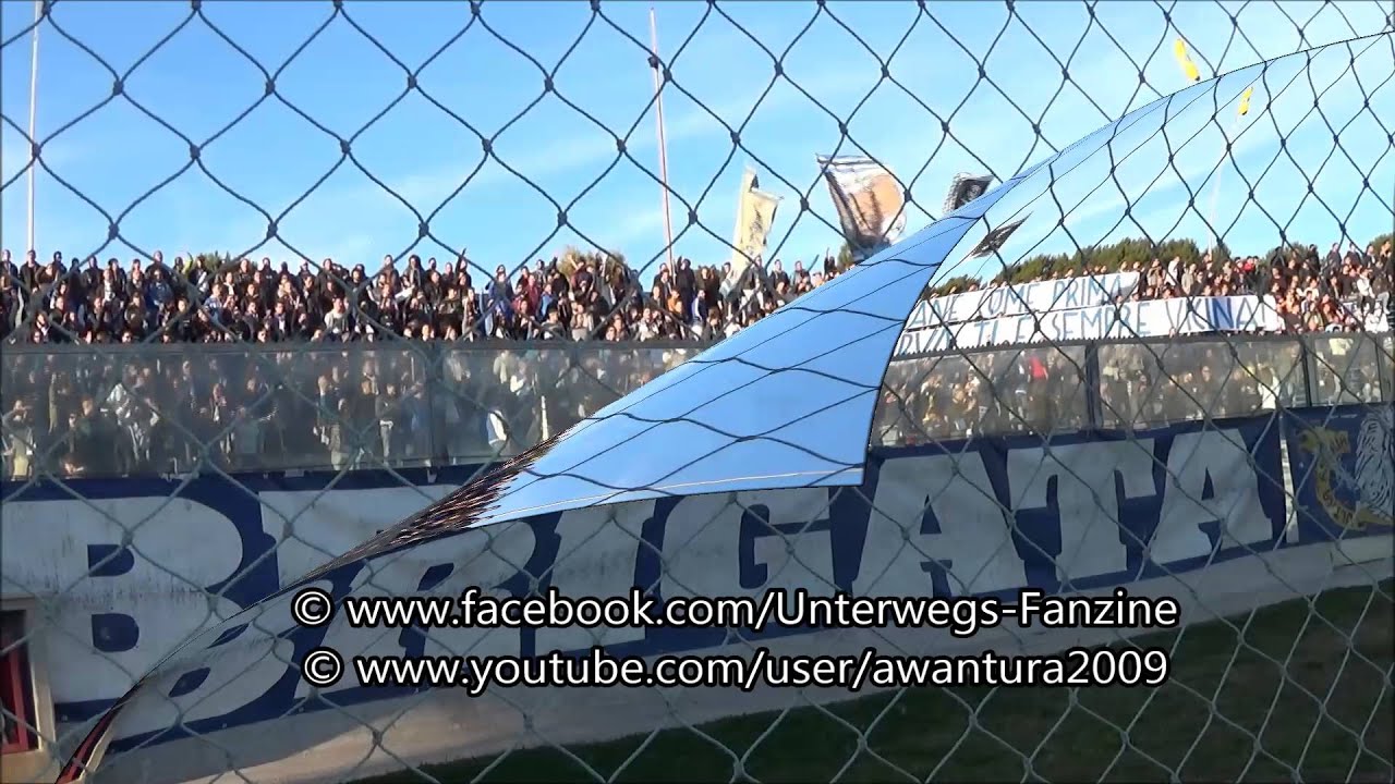 Fidelis Andria-US Casertana 2015/16 (Tifo Curva Nord Andria,Tifo Fedayn Bronx)