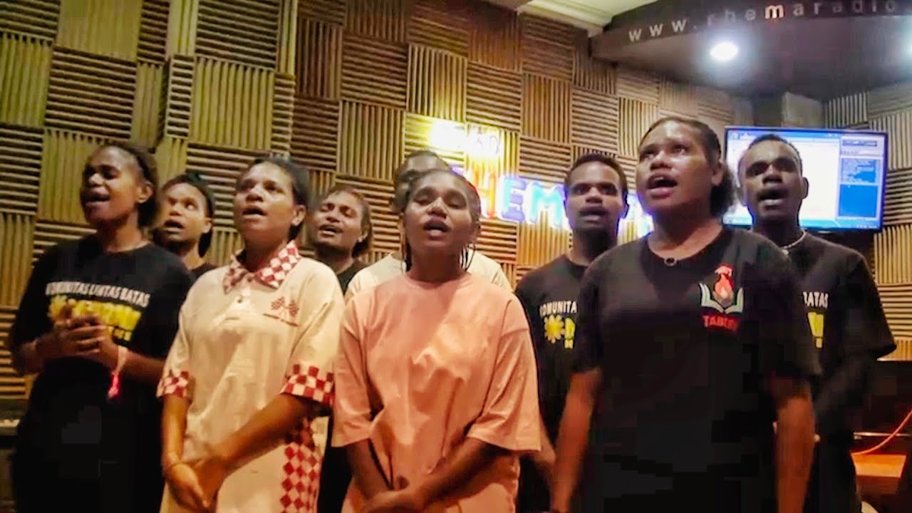 Papua Untuk Indonesia - Cover : Seperti yang KAU Ingini ( Cipt : Ps. Jonathan Prawira )