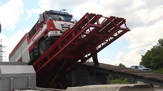 Czech Obstacle Course Checks the Climbing Ability of Tatra Trucks || ViralHog