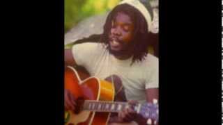 ♕ Peter Tosh ♕  I Am That I Am. acoustic ♩♪♫♬ chords