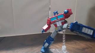 Optimus prime spin kick (test animation)