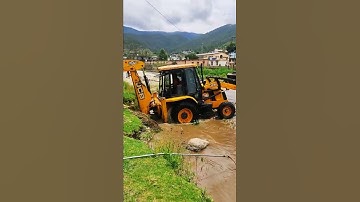 Thumbnail of tractor wala cartoon video #tractor #jcb bulldozer Baba zindabad #short 🚜🚜🤗🤗🤗😫😫😵😵😵😵😨😨