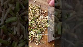 阿嬷上山挖满满一筐鱼腥草，回家做成拌酱，拌着米饭吃真过瘾#美食【闽湖阿嬷Fujian Grandma】