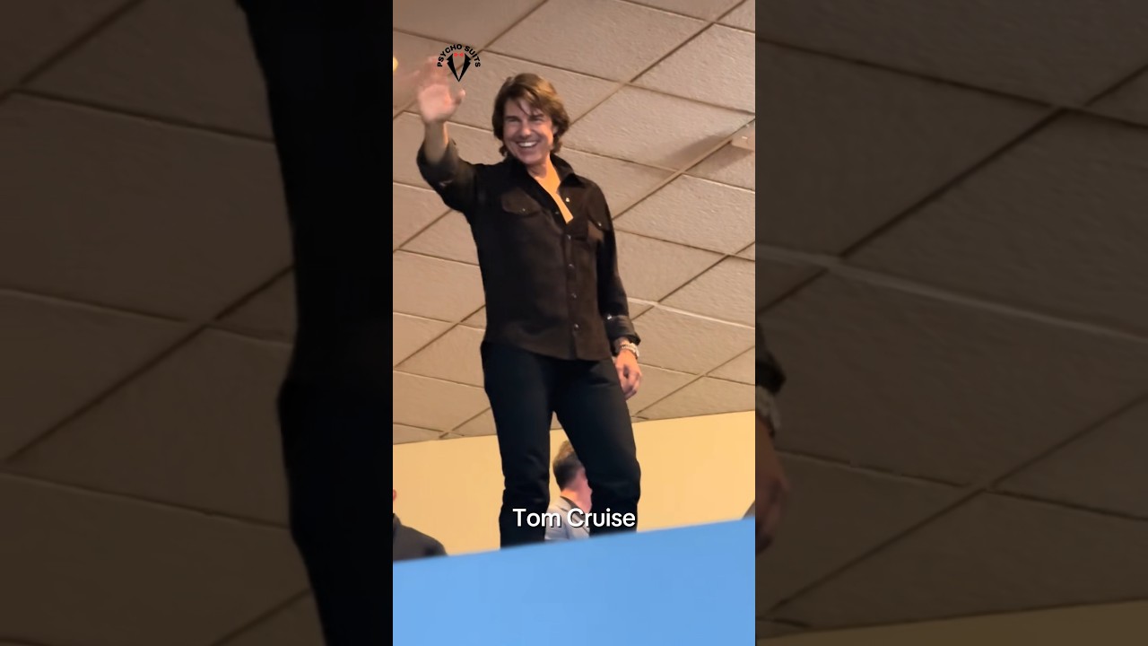 Tom Cruise Meeting His Fans At Movie Event 