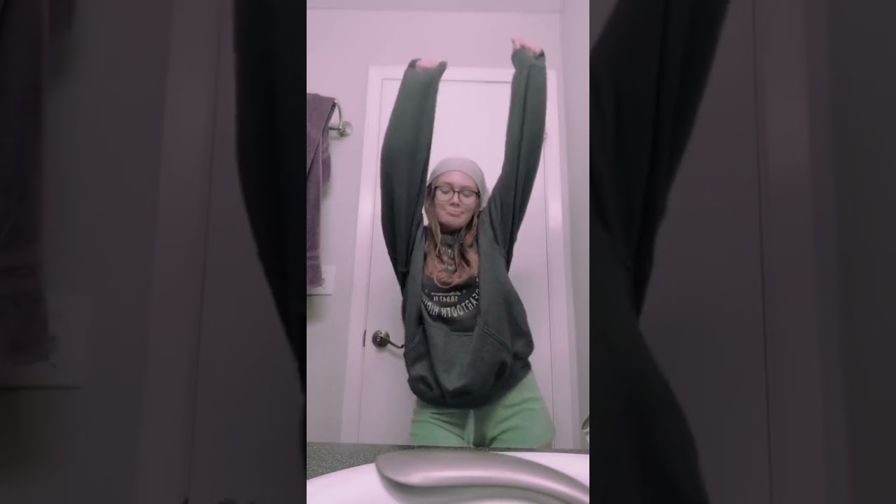 Fun Bathroom Dance