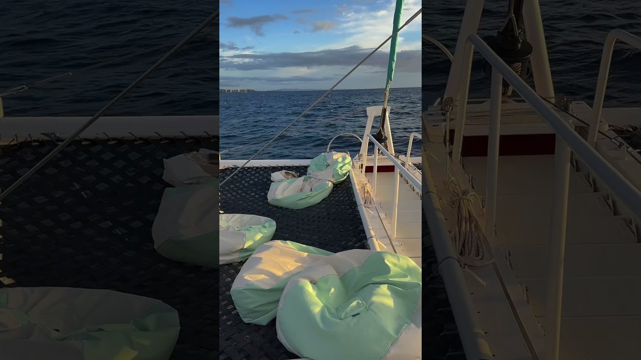 Skip the ordinary gift. Give a Maui sunset cruise instead.